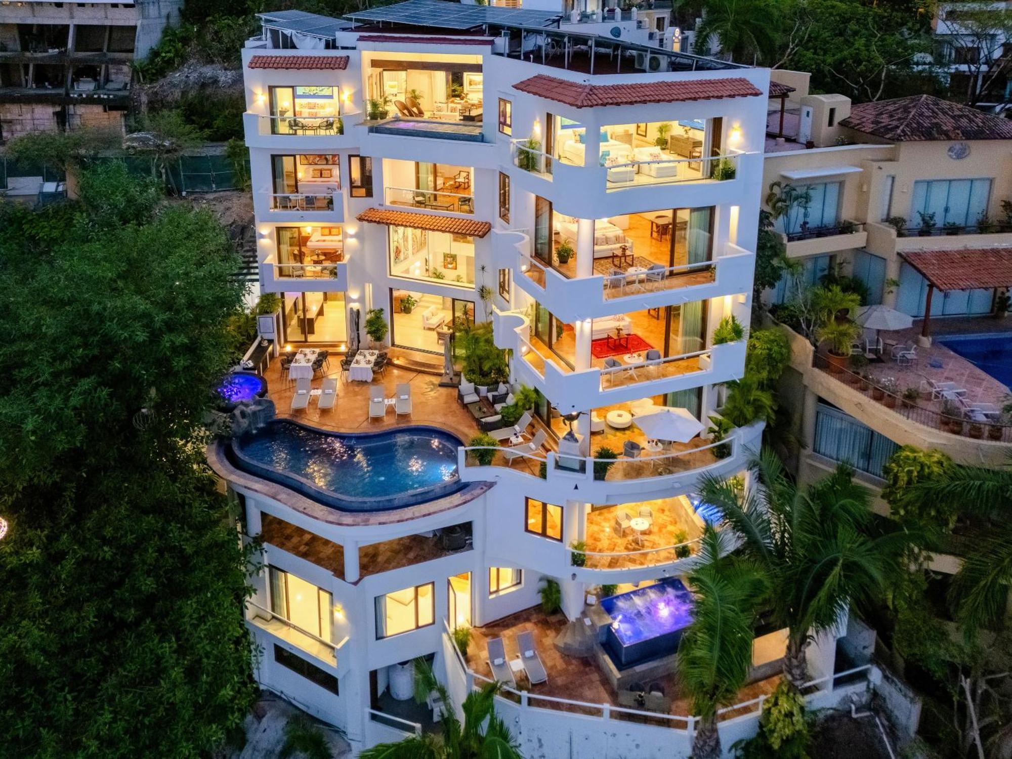 Villa Divina Luxury Boutique - Adults Only Пуерто Валярта Екстериор снимка
