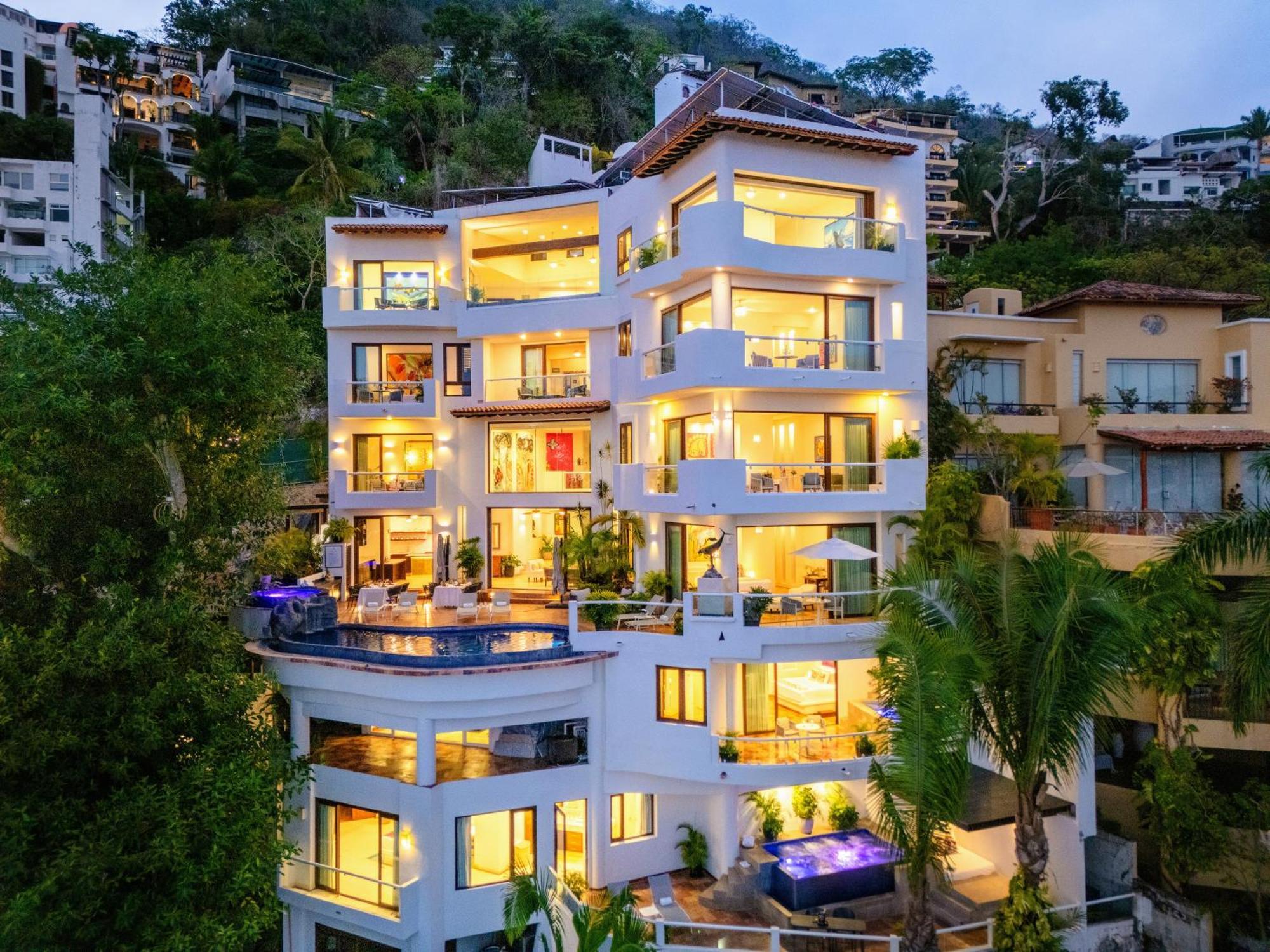 Villa Divina Luxury Boutique - Adults Only Пуерто Валярта Екстериор снимка