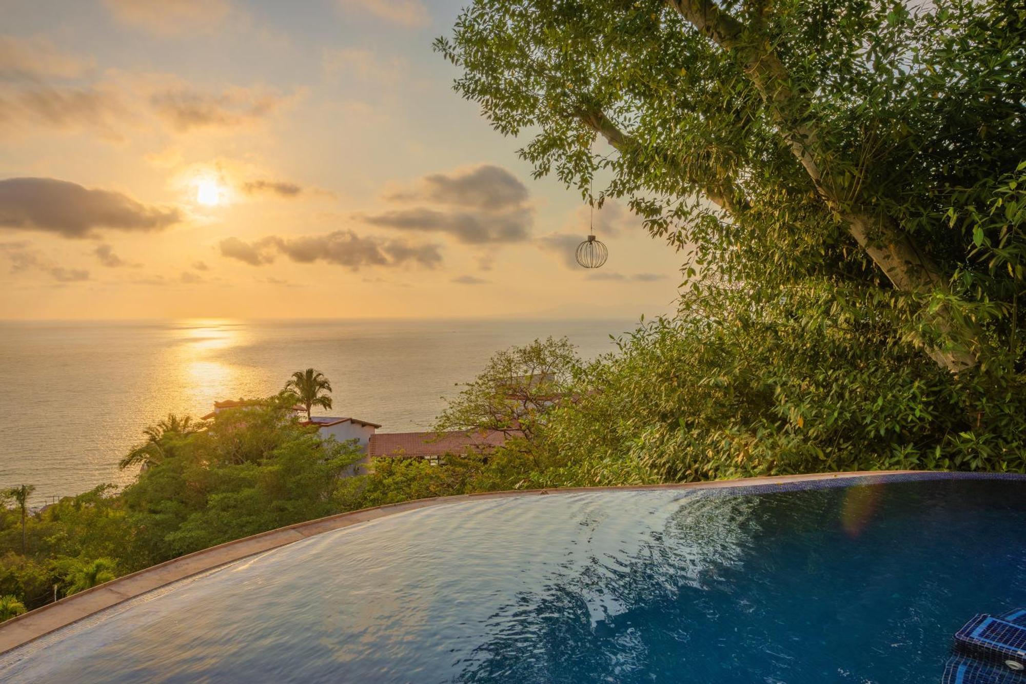 Villa Divina Luxury Boutique - Adults Only Пуерто Валярта Екстериор снимка
